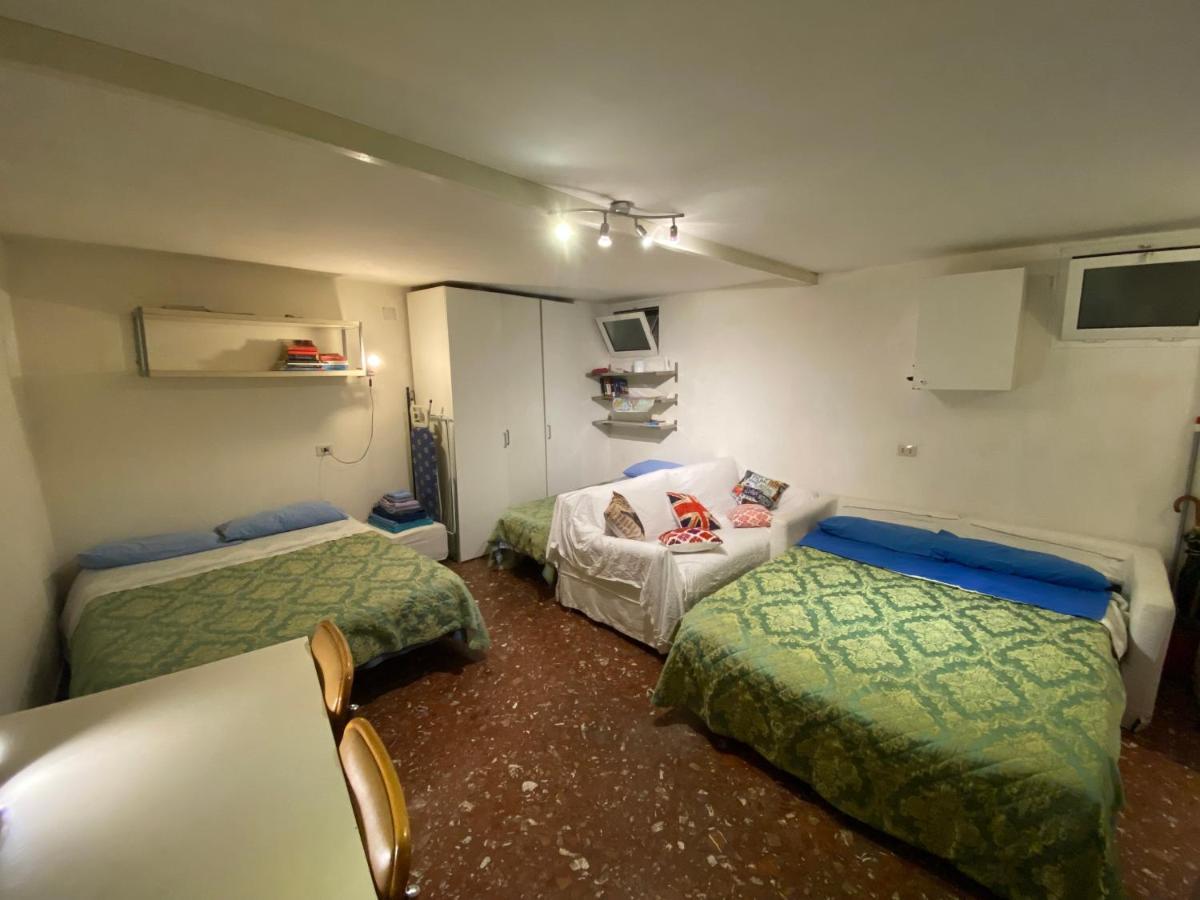 Ampio Monolocale Nel Cuore Della Citta Rome Extérieur photo